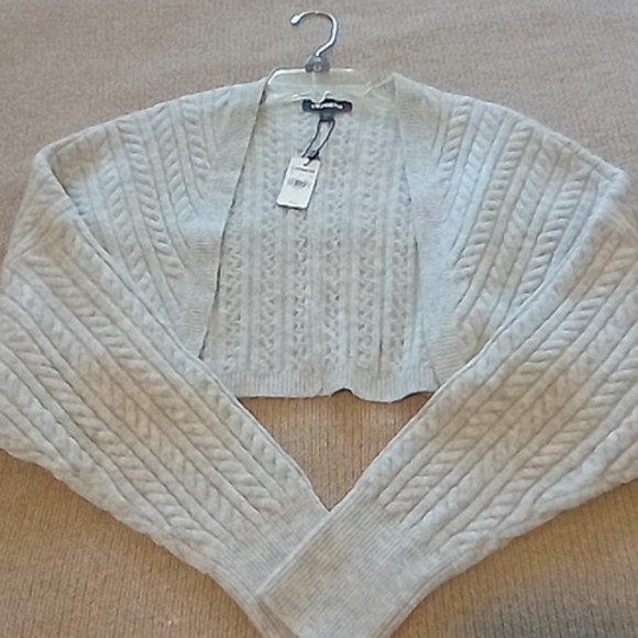 Express shrug - Picture 1 of 5